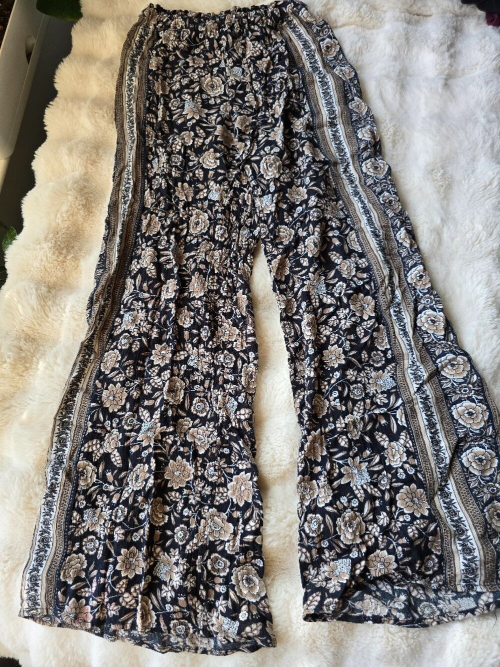 American Eagle Floral Print Wide Leg Casual Pants